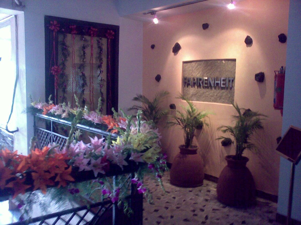 The Seventeen Degrees Hotel Dhanbād Exterior foto